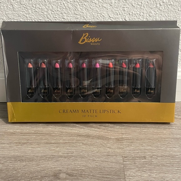 Women’s lipstick variety pack - Picture 2 of 3